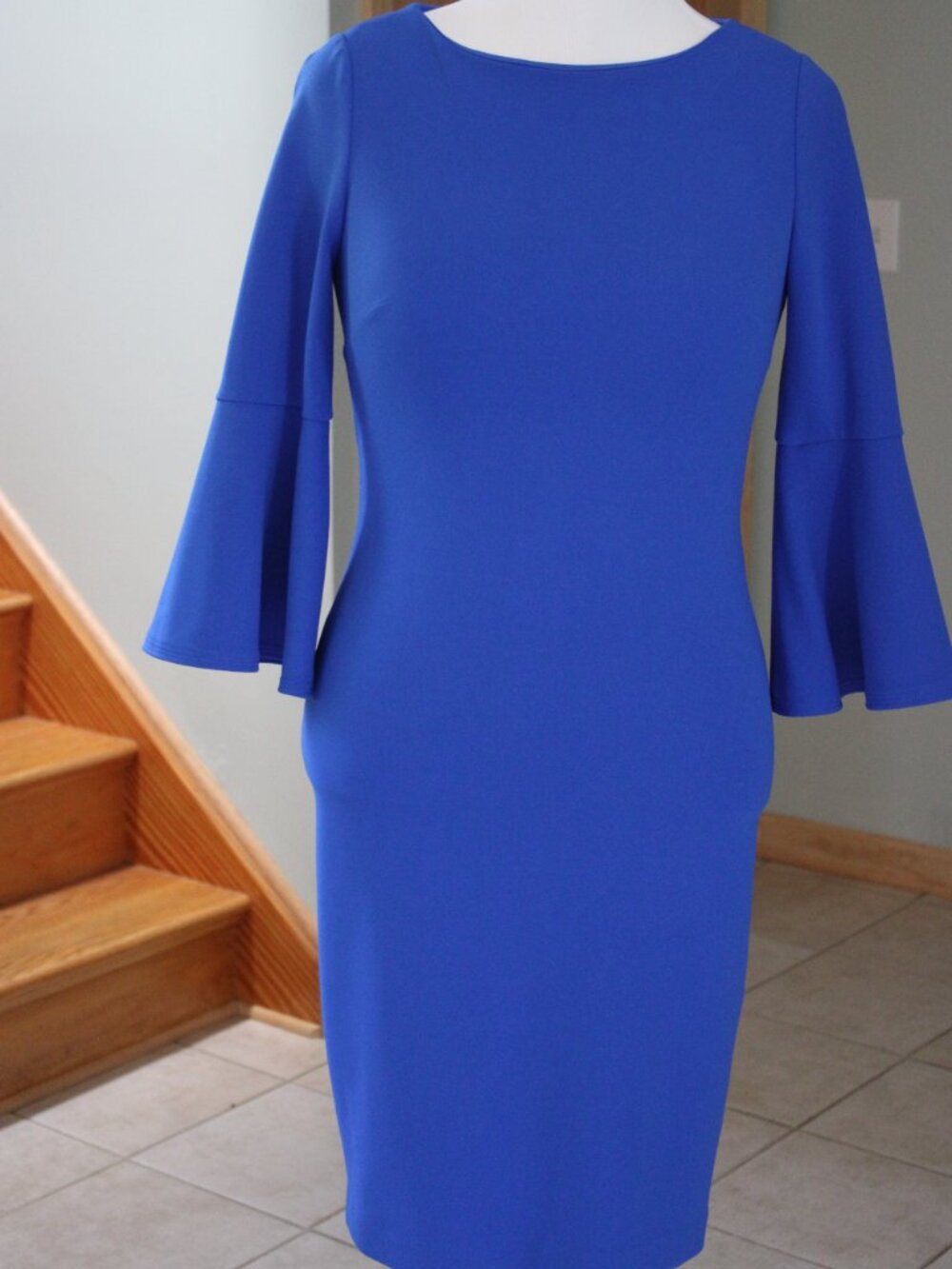 Calvin Klein Women Dress S 4 Electric Blu 3/4 Sleeves Round Neck Shift Gold Zipp